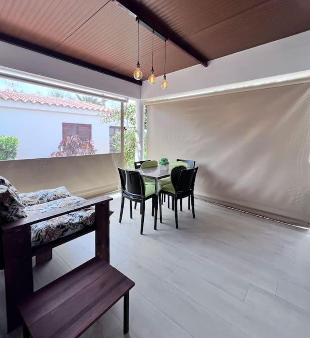Apartamento Con Piscina *
